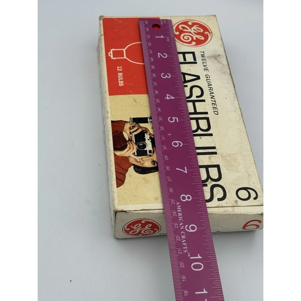 Vtg GE No. 6 Flashbulbs 8/12 Clear Bulbs w/ Original Box 1950s Photography USA